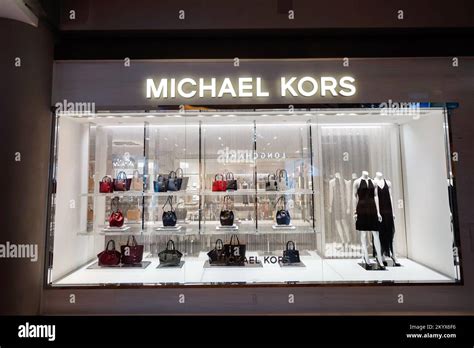 michael kors manufacturing country|when was michael kors established.